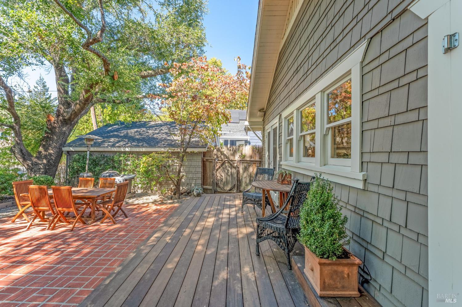 1703 Alexander Court St. Helena CA 94574