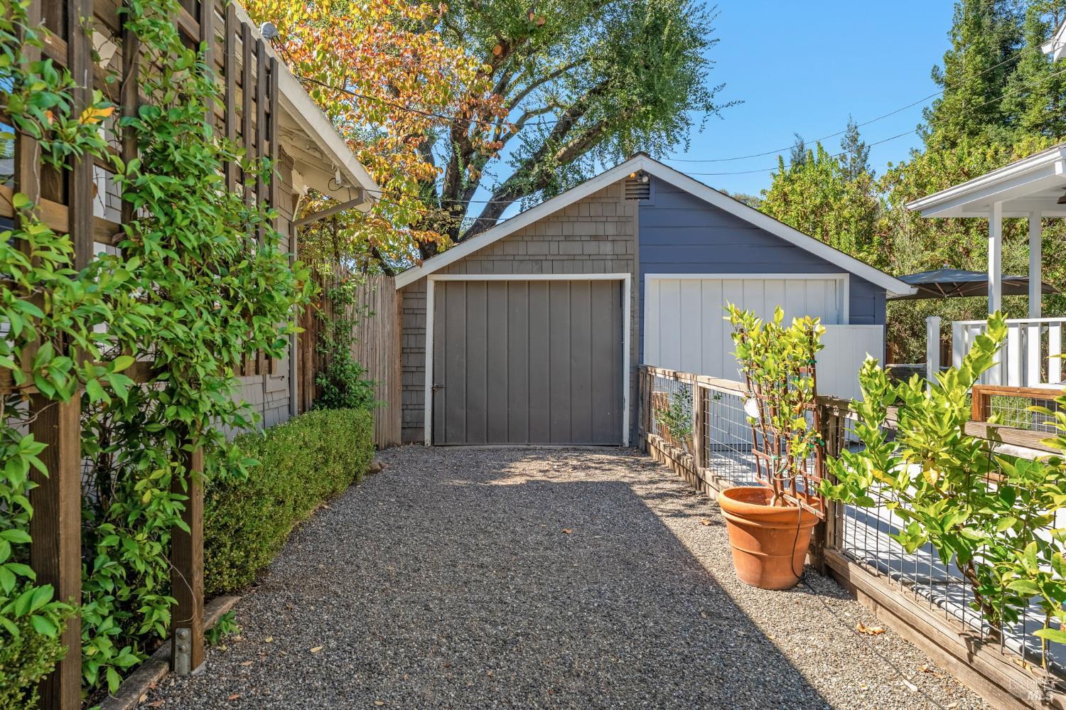 1703 Alexander Court St. Helena CA 94574