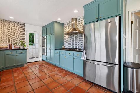 15644 Arnold Drive Sonoma CA 95476