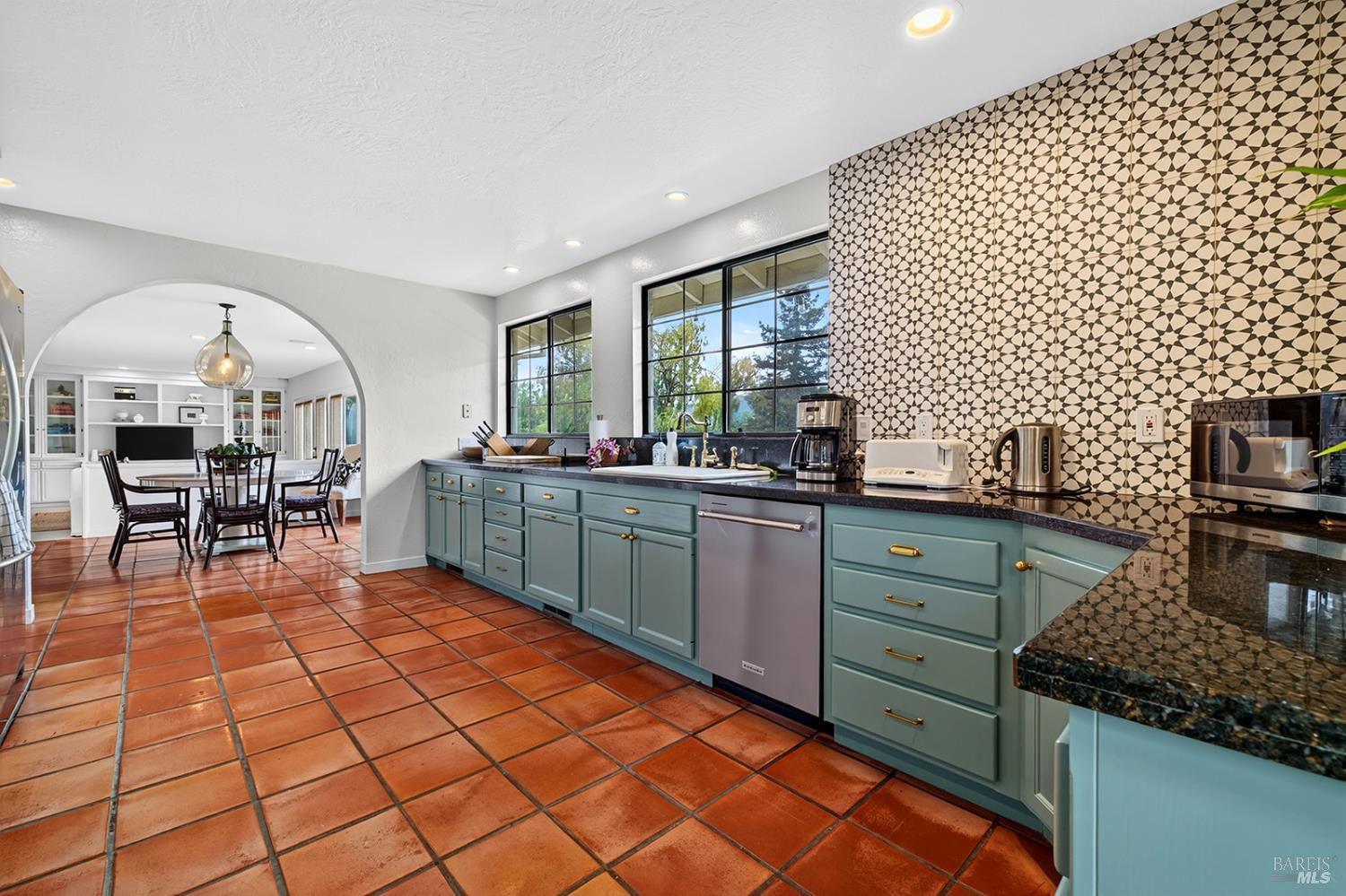 15644 Arnold Drive Sonoma CA 95476