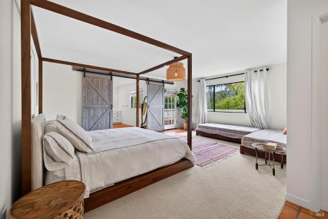 15644 Arnold Drive Sonoma CA 95476