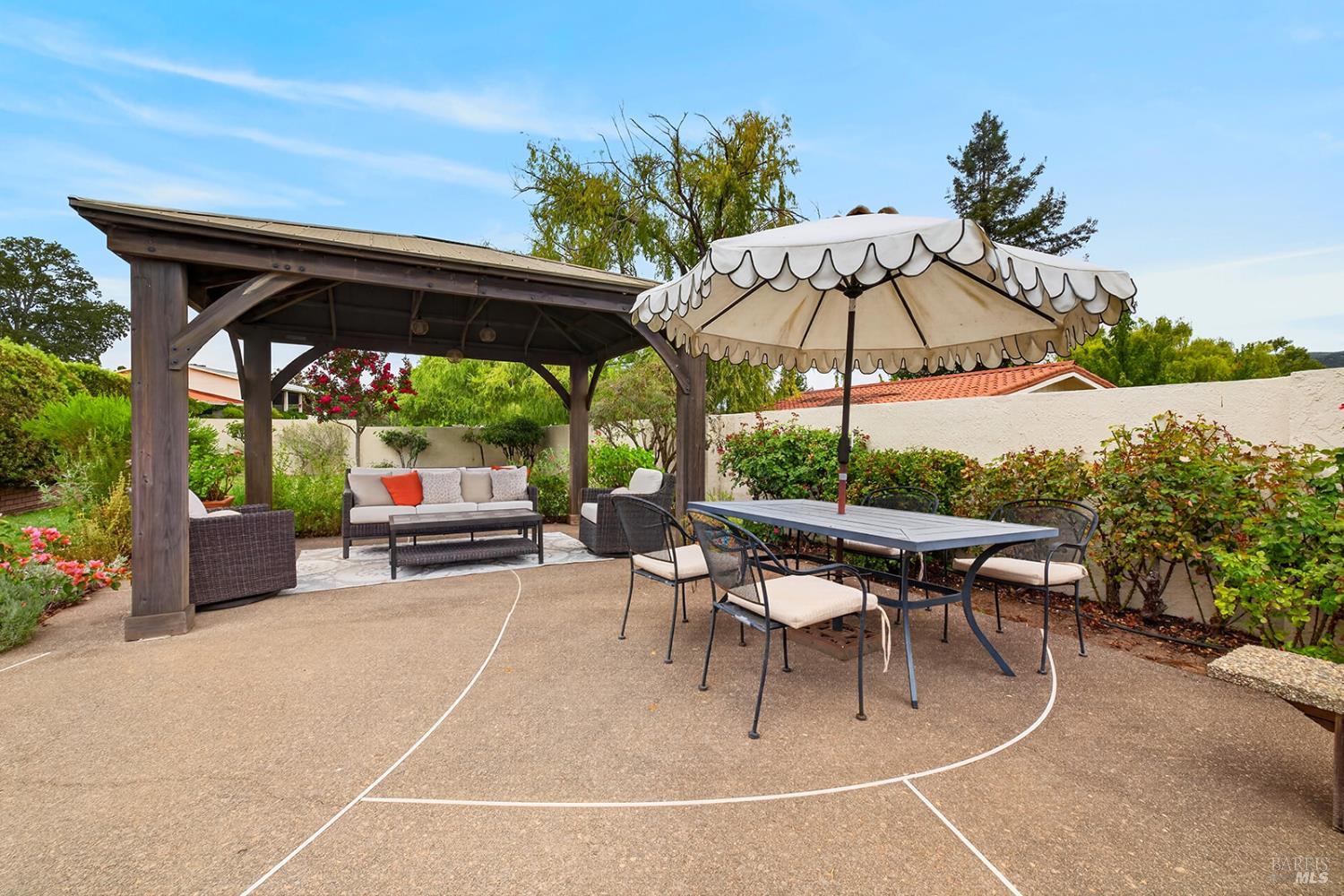 15644 Arnold Drive Sonoma CA 95476