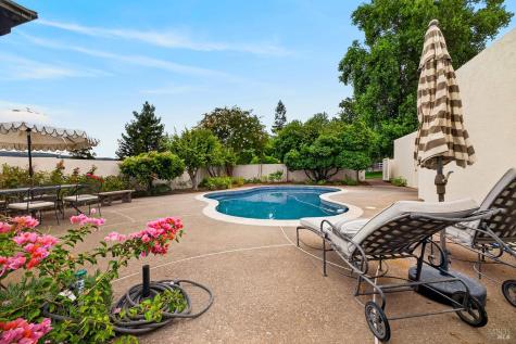 15644 Arnold Drive Sonoma CA 95476