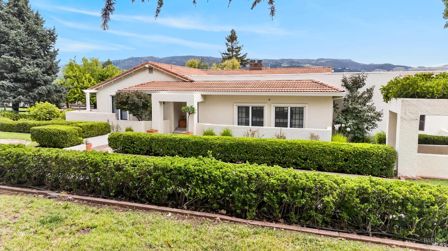 15644 Arnold Drive Sonoma CA 95476