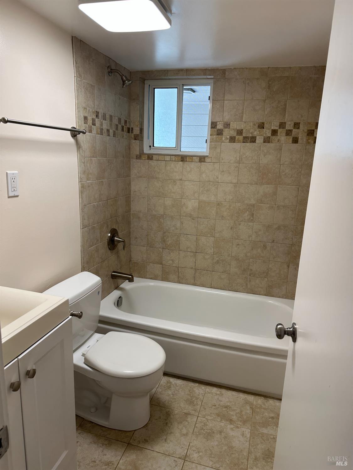 52 Baca Vista Novato CA 94947