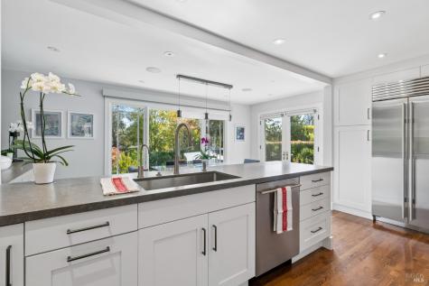 62 Manderly Road San Rafael CA 94901