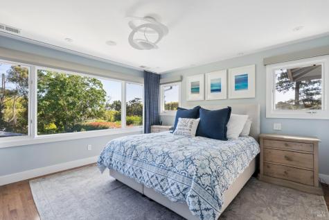 62 Manderly Road San Rafael CA 94901