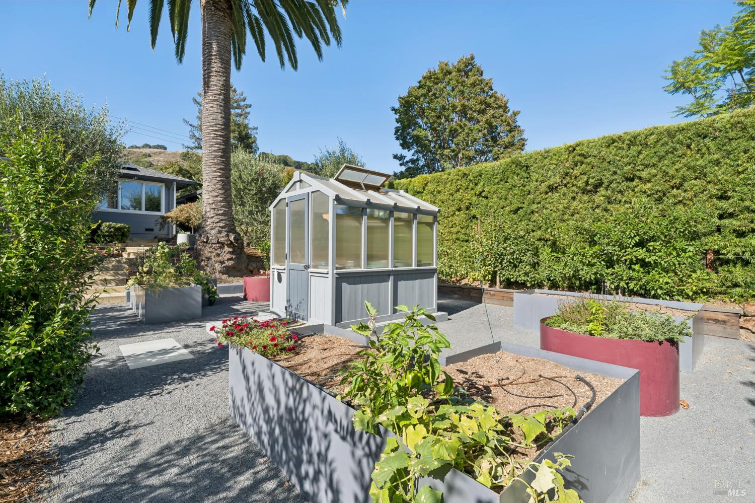 62 Manderly Road San Rafael CA 94901