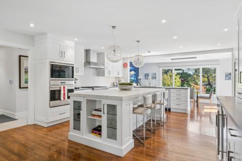 62 Manderly Road San Rafael CA 94901