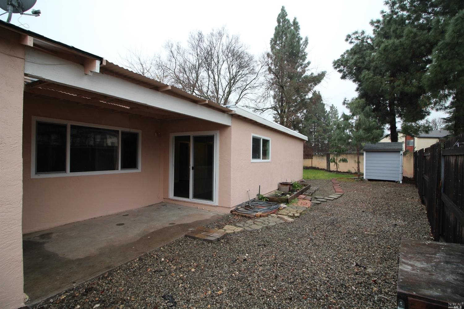 194 Woodbury Circle Vacaville CA 95687