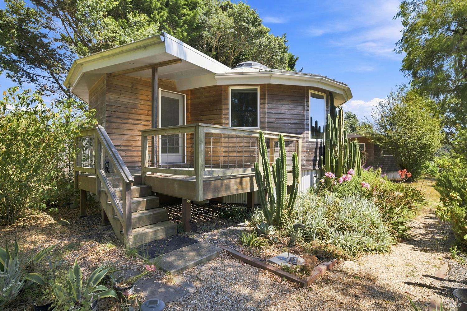 143 Lone Oak Lane Sebastopol CA 95472