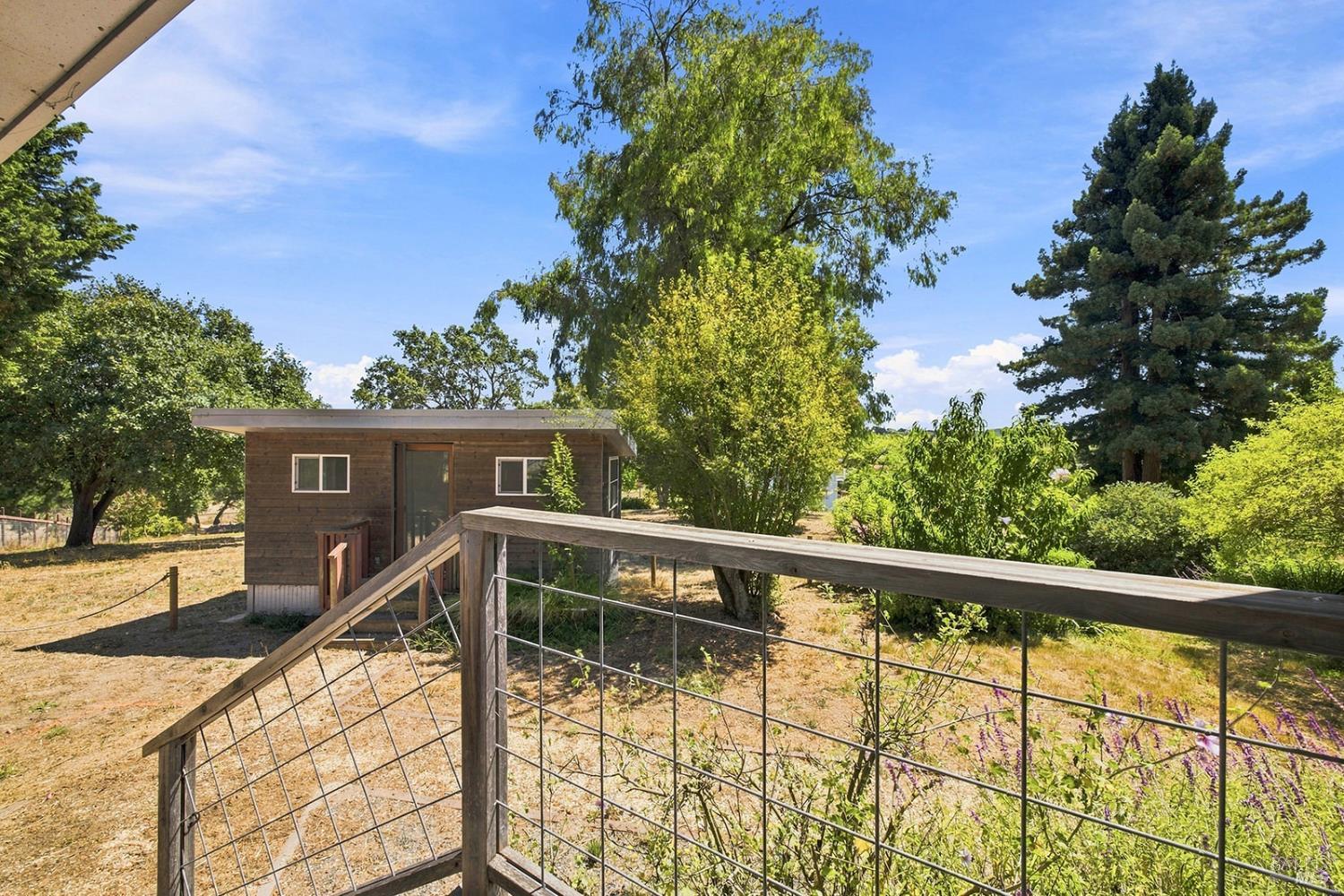 143 Lone Oak Lane Sebastopol CA 95472