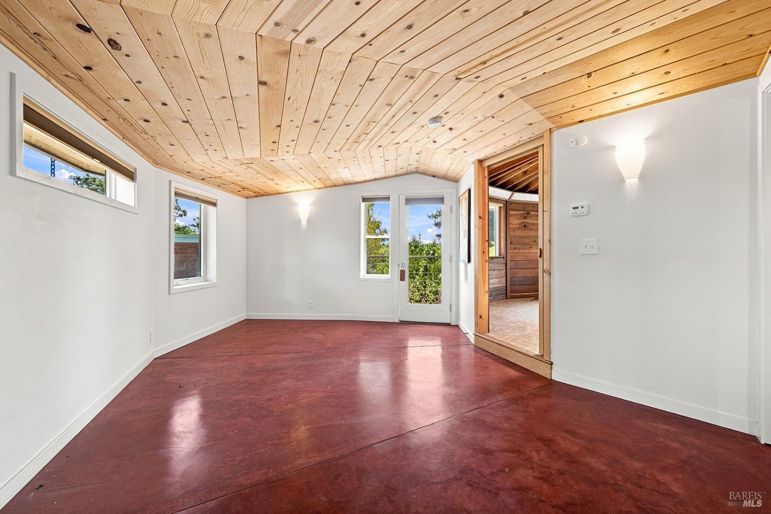 143 Lone Oak Lane Sebastopol CA 95472