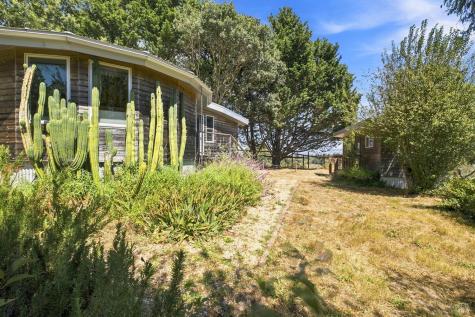 143 Lone Oak Lane Sebastopol CA 95472