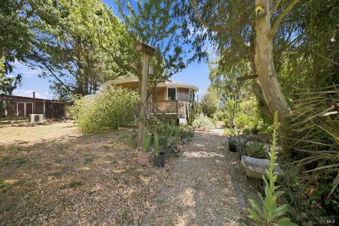 143 Lone Oak Lane Sebastopol CA 95472