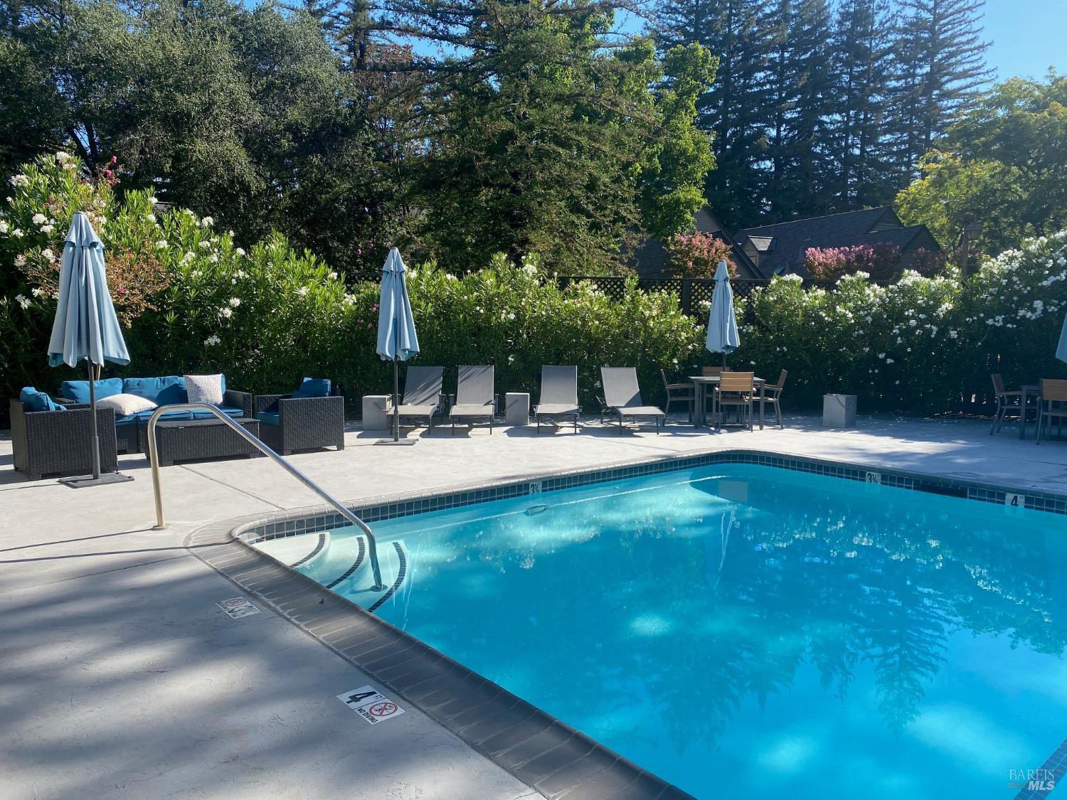 1377 Saint James Drive St. Helena CA 94574