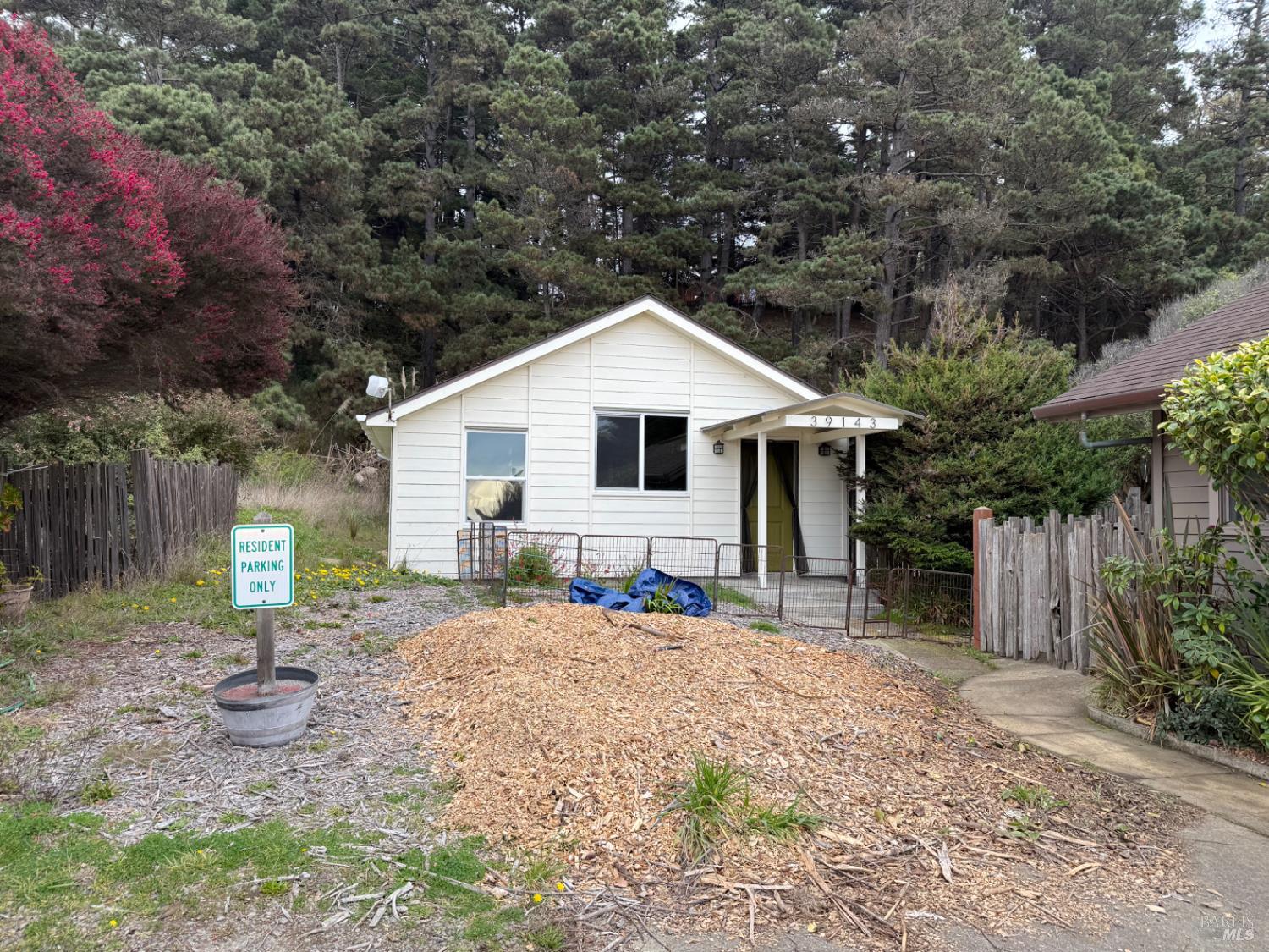 39143 S Highway 1 Way Gualala CA 95445