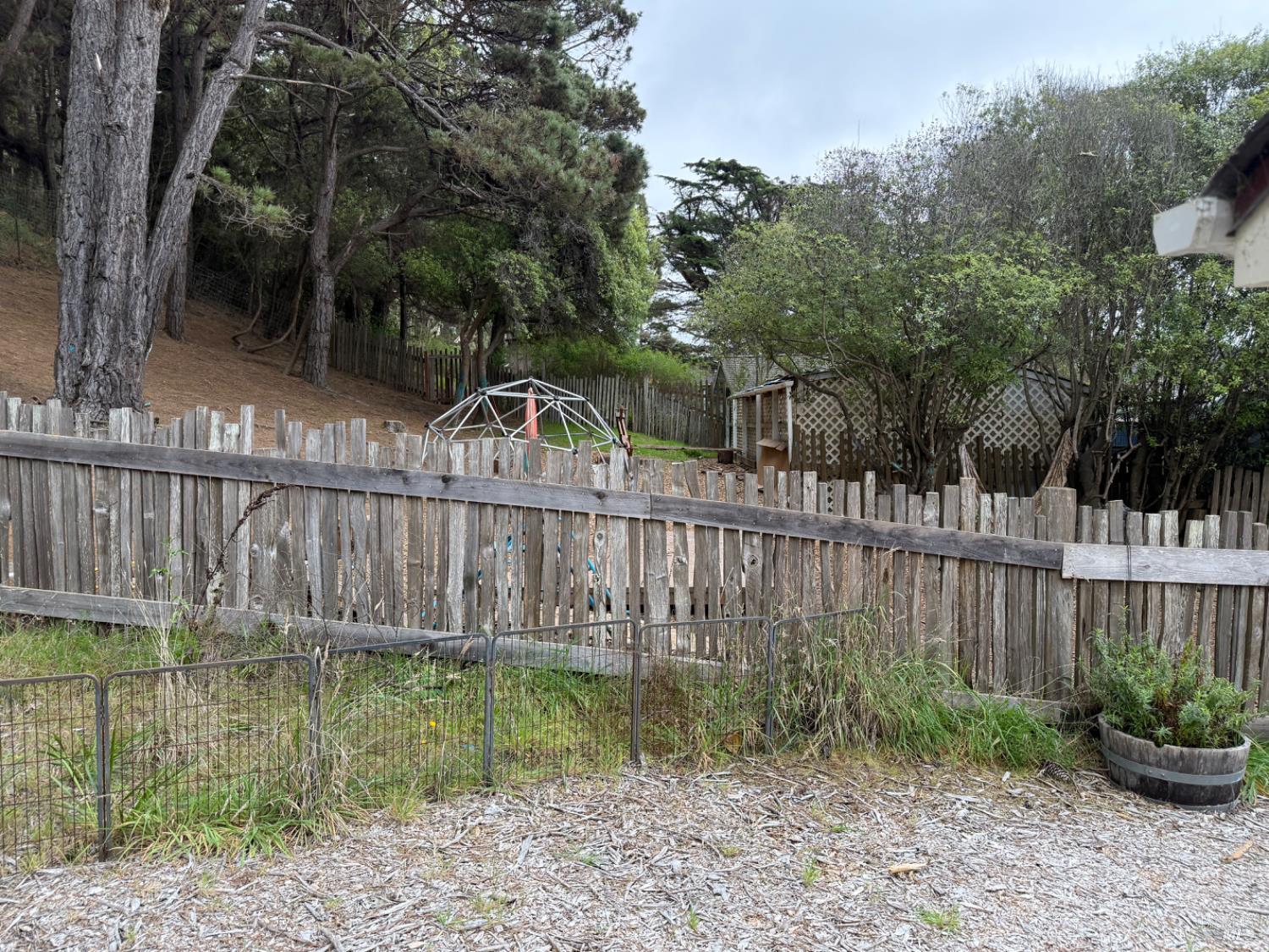 39143 S Highway 1 Way Gualala CA 95445