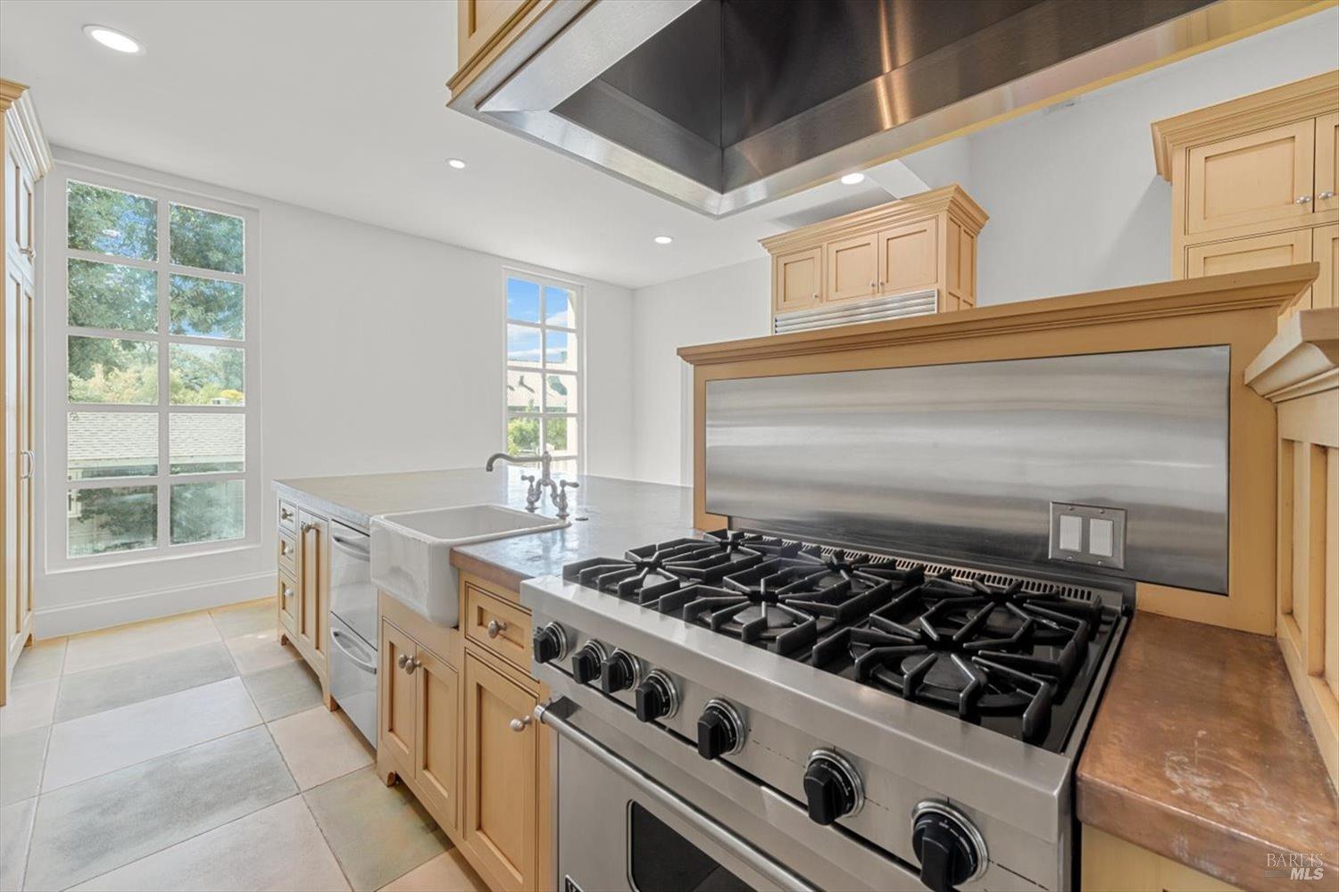1533 Allyn Avenue St. Helena CA 94574