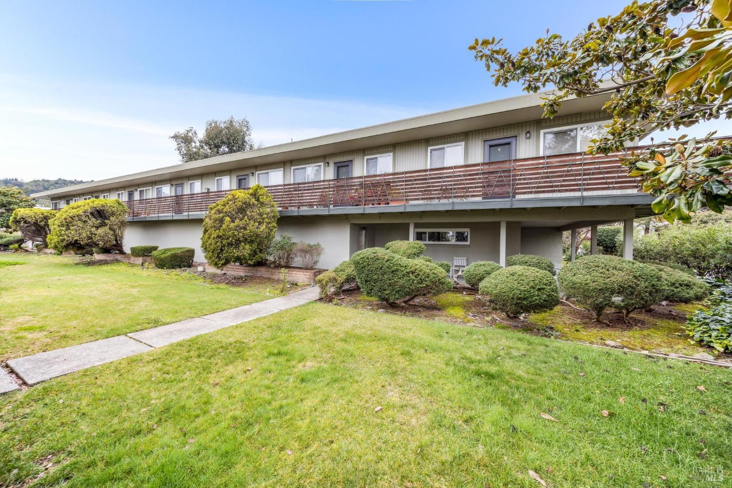 83 Pixley Avenue Corte Madera CA 94925