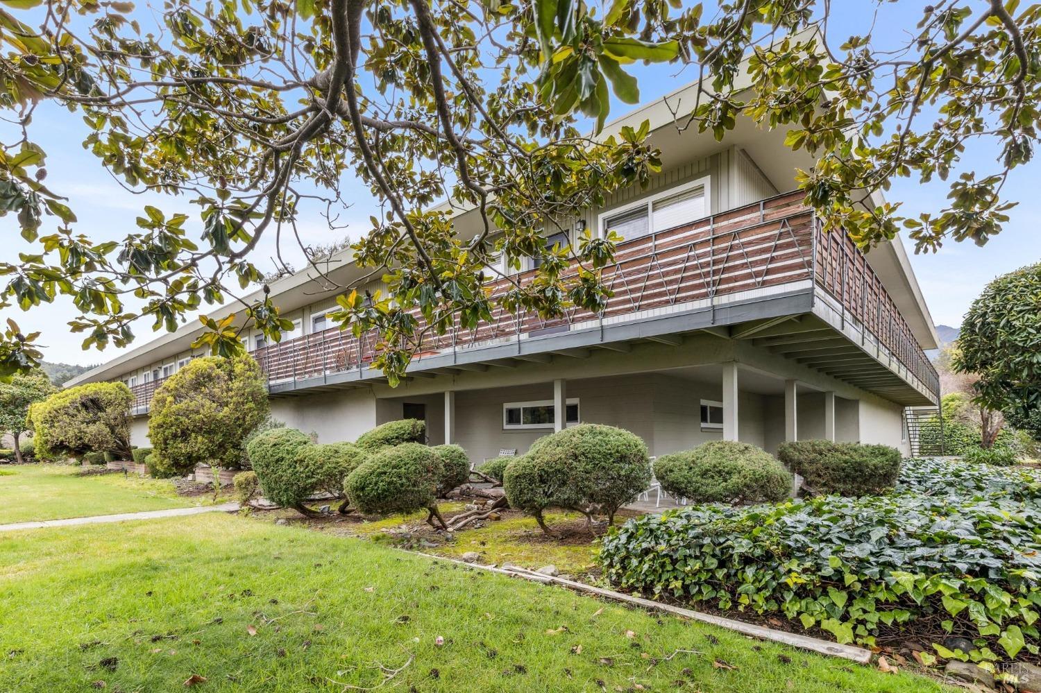 83 Pixley Avenue Corte Madera CA 94925