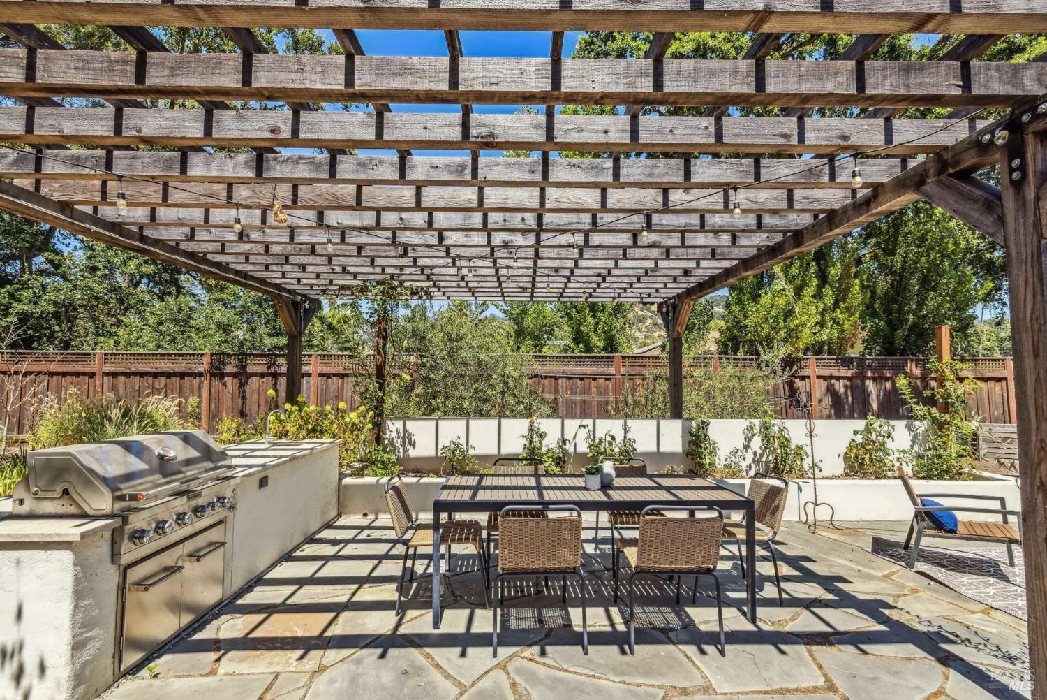 1929 Mora Avenue Calistoga CA 94515