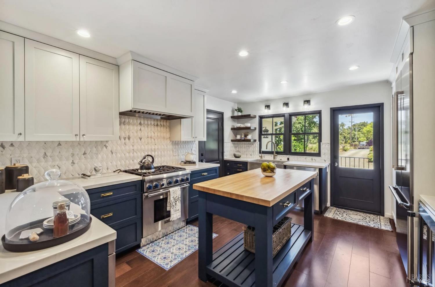 1929 Mora Avenue Calistoga CA 94515