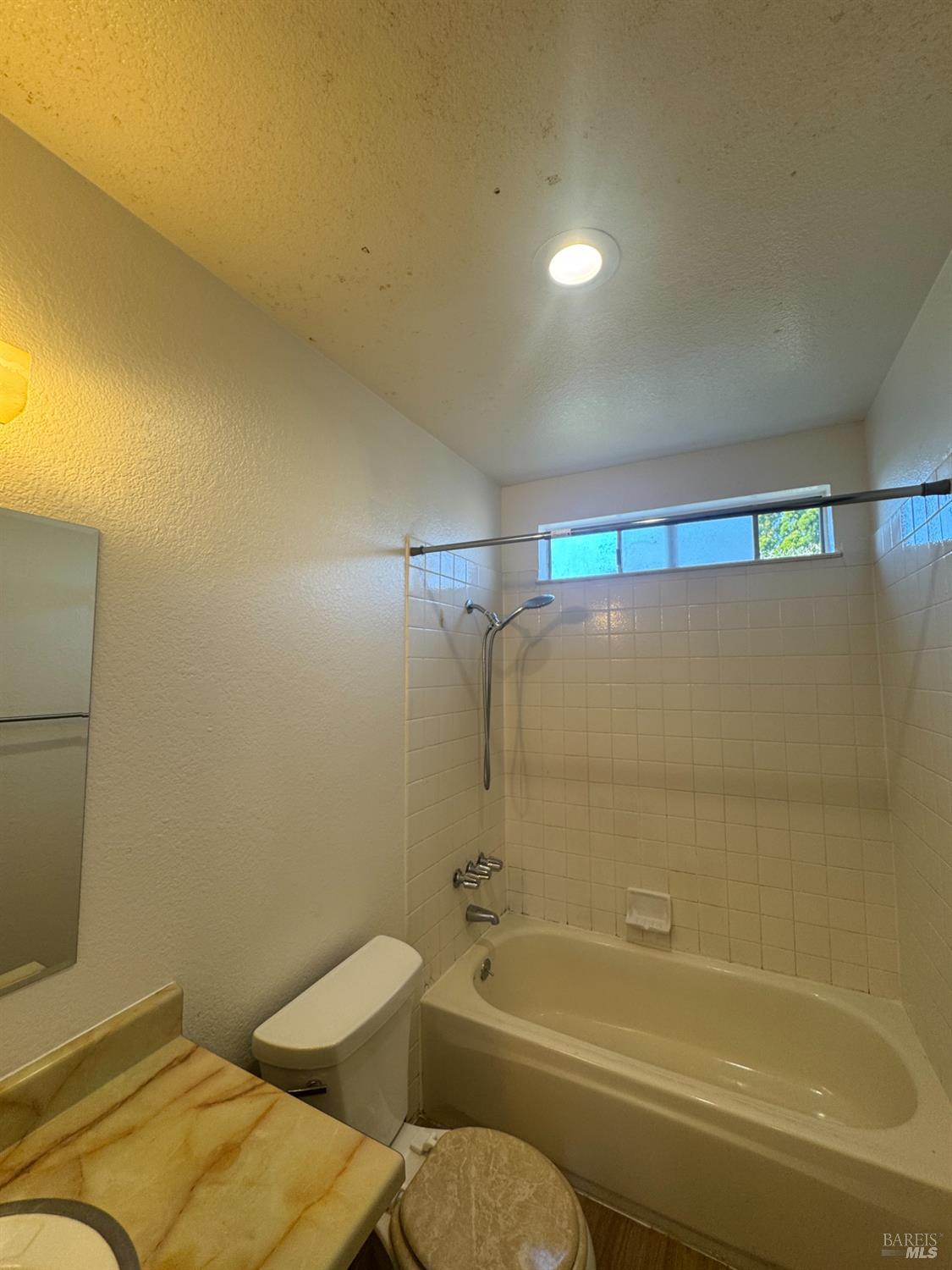 118 Yorkshire Court Vallejo CA 94591