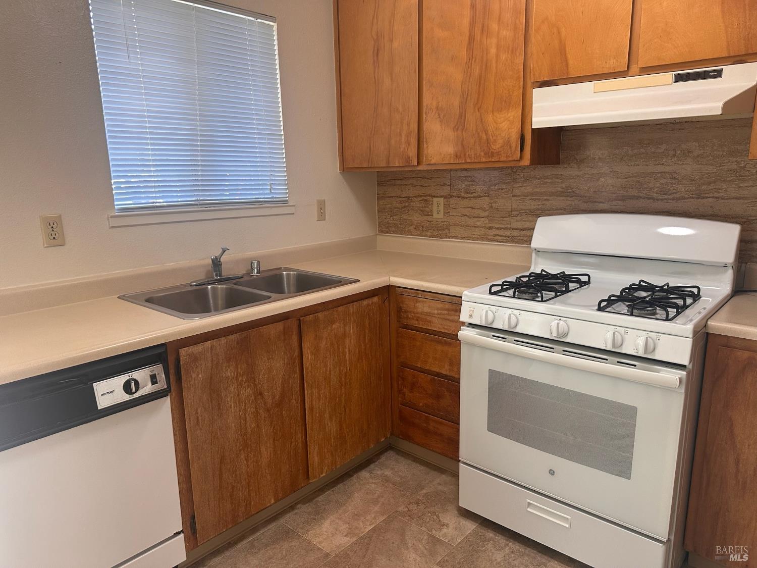 1420 Callen Street Vacaville CA 95688