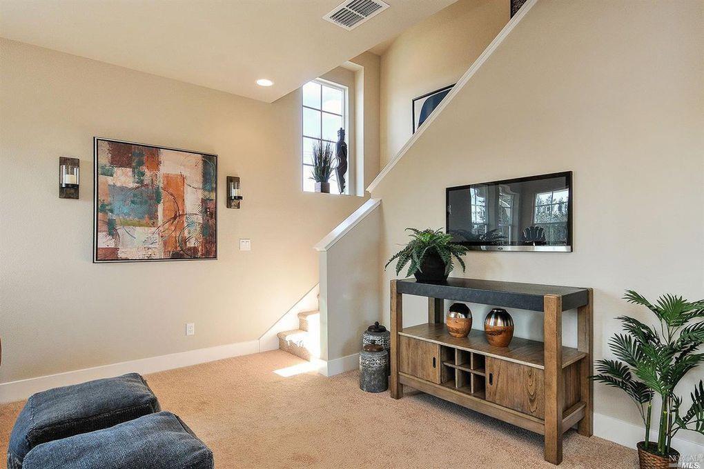 8271 Lancaster Drive Cotati CA 94931