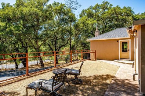 9342 Chalk Hill Road Healdsburg CA 95448