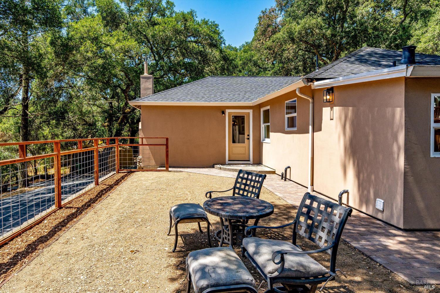 9342 Chalk Hill Road Healdsburg CA 95448
