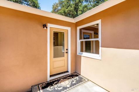9342 Chalk Hill Road Healdsburg CA 95448