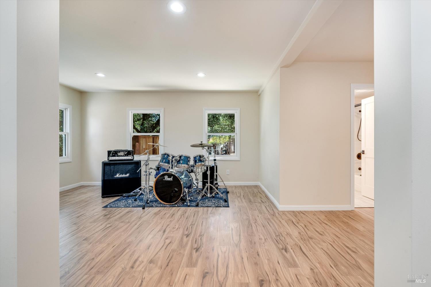 9342 Chalk Hill Road Healdsburg CA 95448