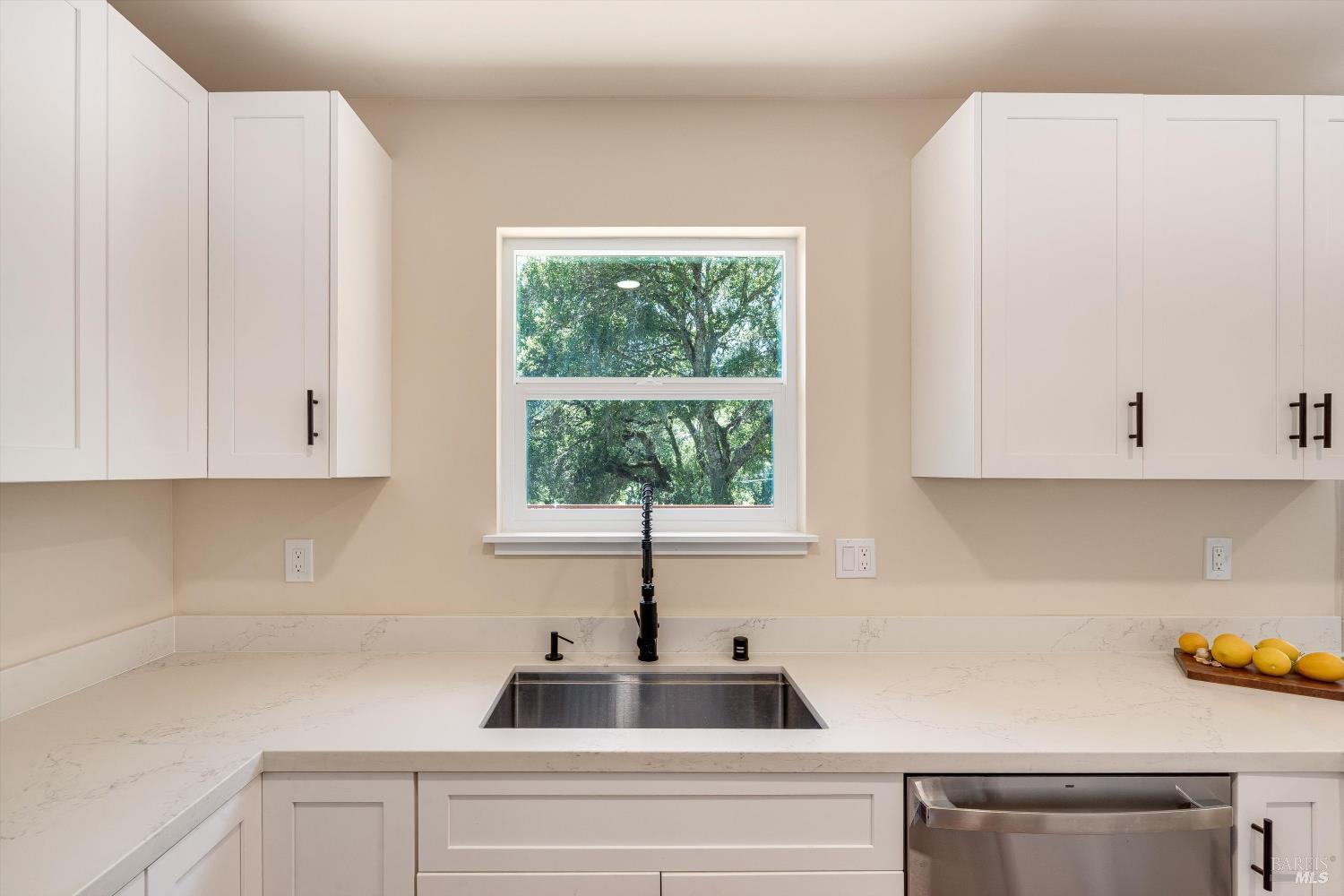 9342 Chalk Hill Road Healdsburg CA 95448