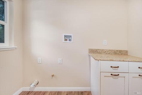 9342 Chalk Hill Road Healdsburg CA 95448