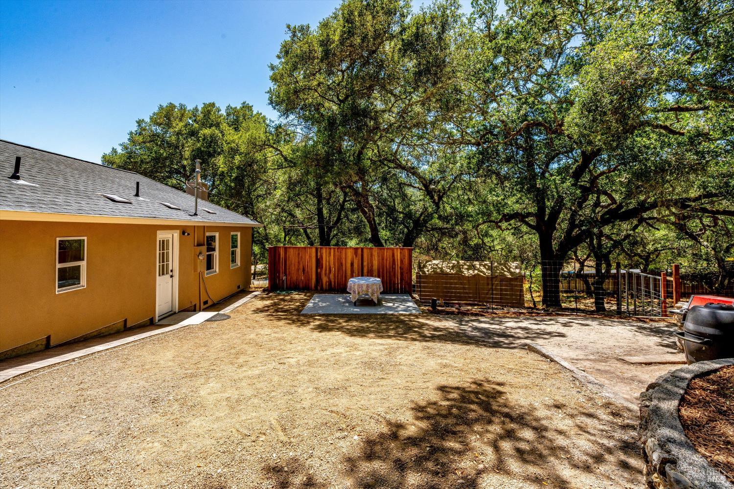 9342 Chalk Hill Road Healdsburg CA 95448