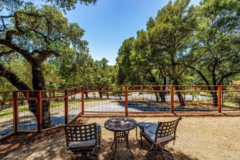 9342 Chalk Hill Road Healdsburg CA 95448
