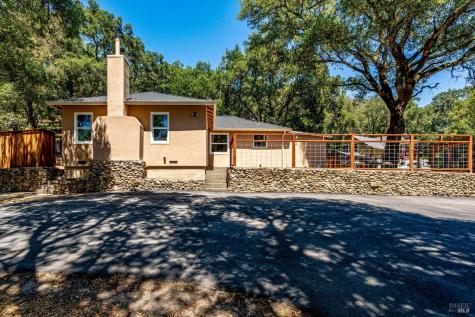 9342 Chalk Hill Road Healdsburg CA 95448