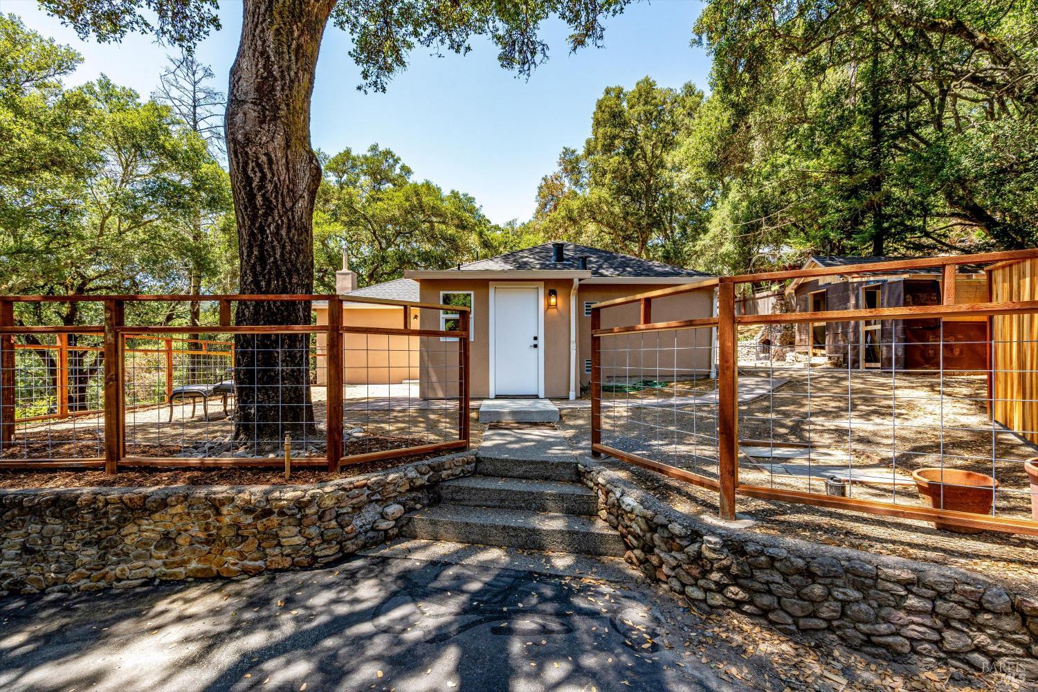 9342 Chalk Hill Road Healdsburg CA 95448