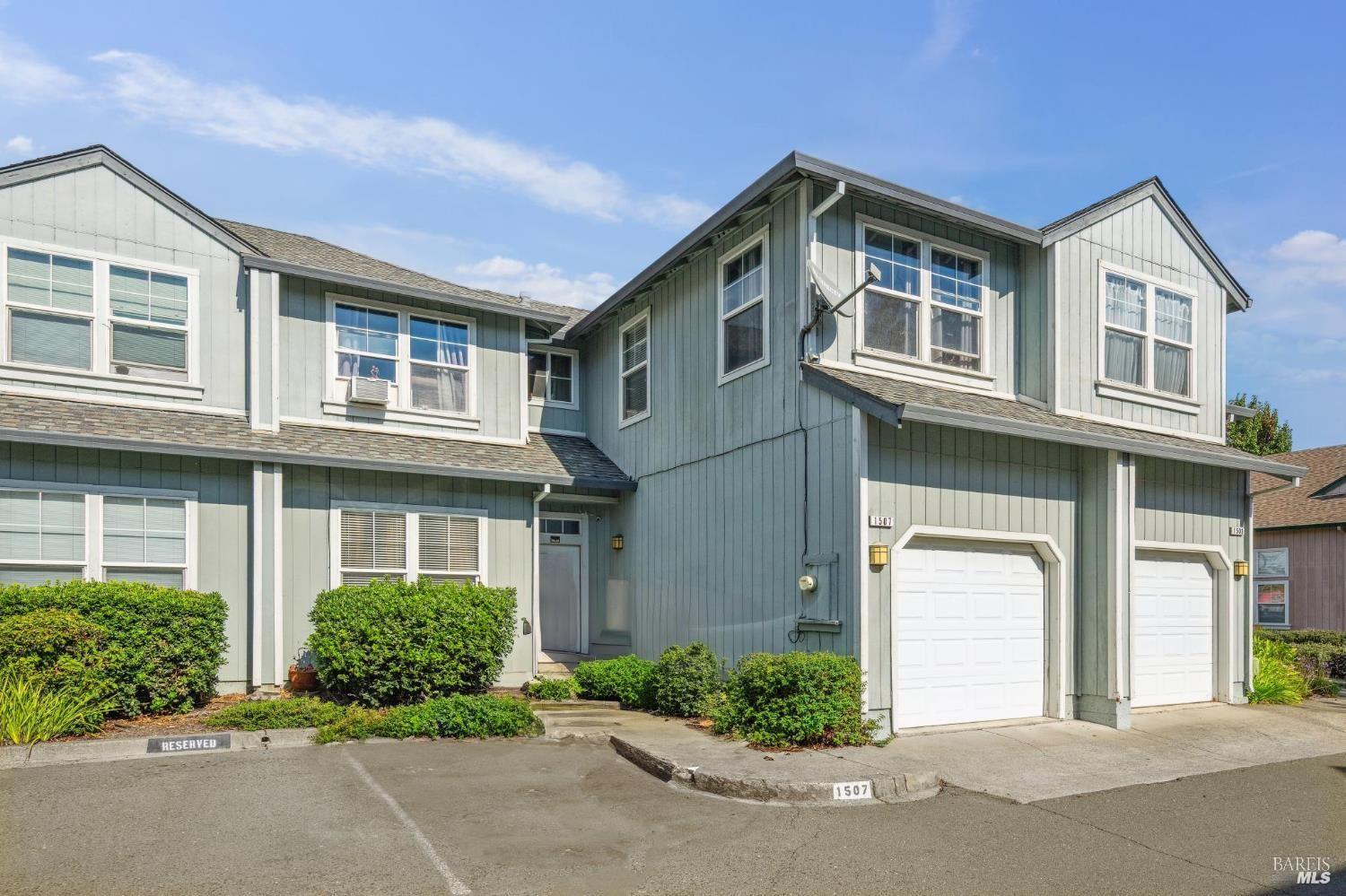 1507 Pinebrook Place Santa Rosa CA 95403
