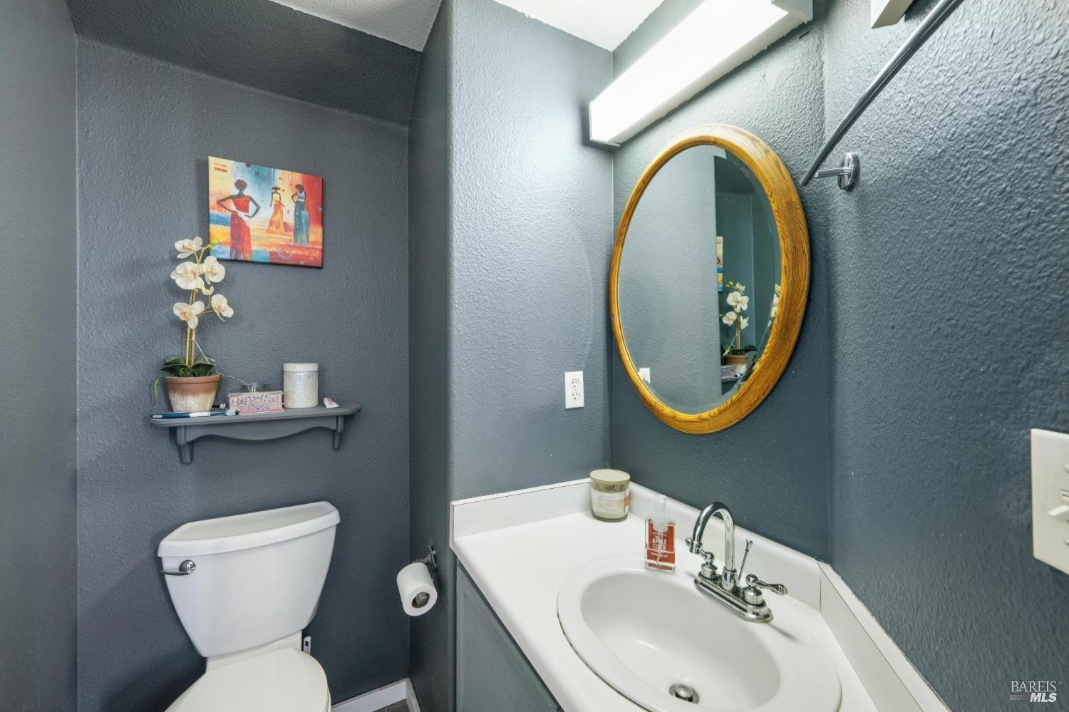 1507 Pinebrook Place Santa Rosa CA 95403