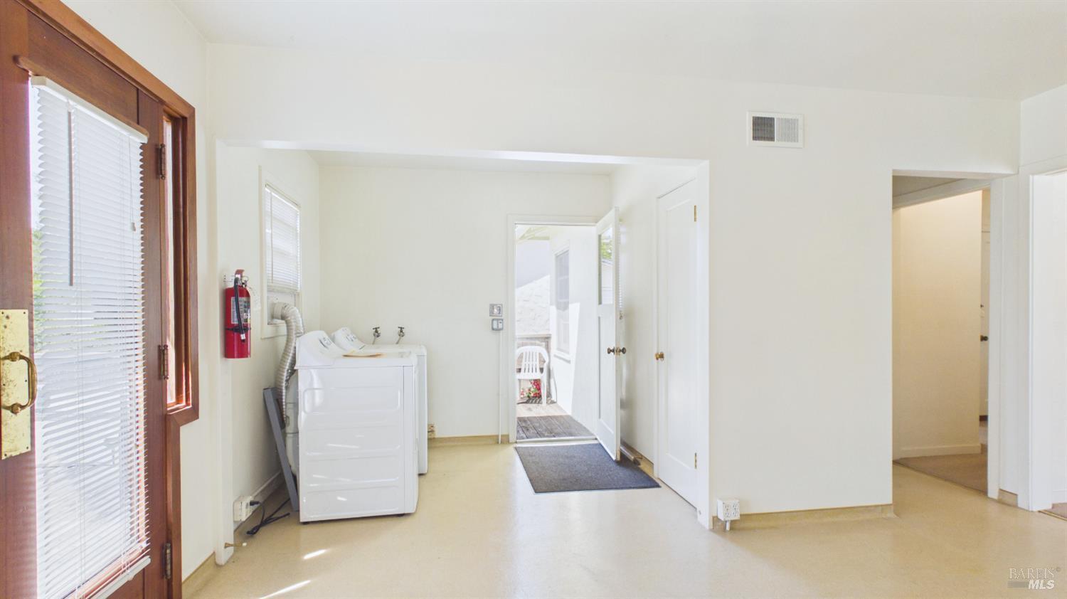821 Healdsburg Avenue Healdsburg CA 95448
