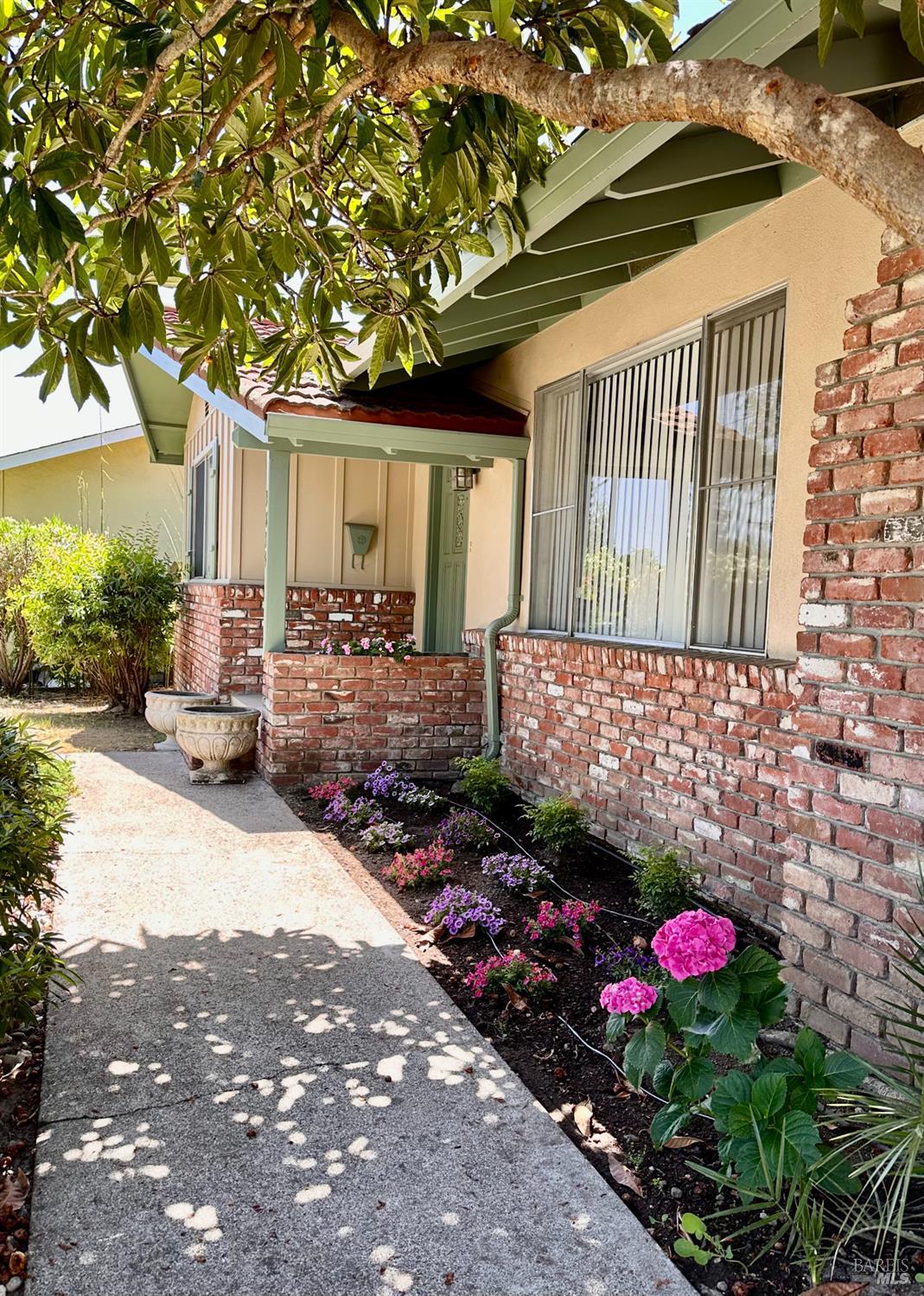 1815 Park Street St. Helena CA 94574