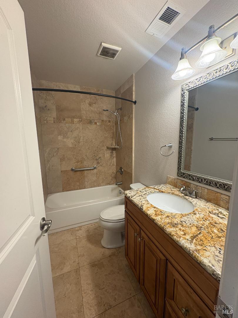 1460 Georgia Court Rohnert Park CA 94928