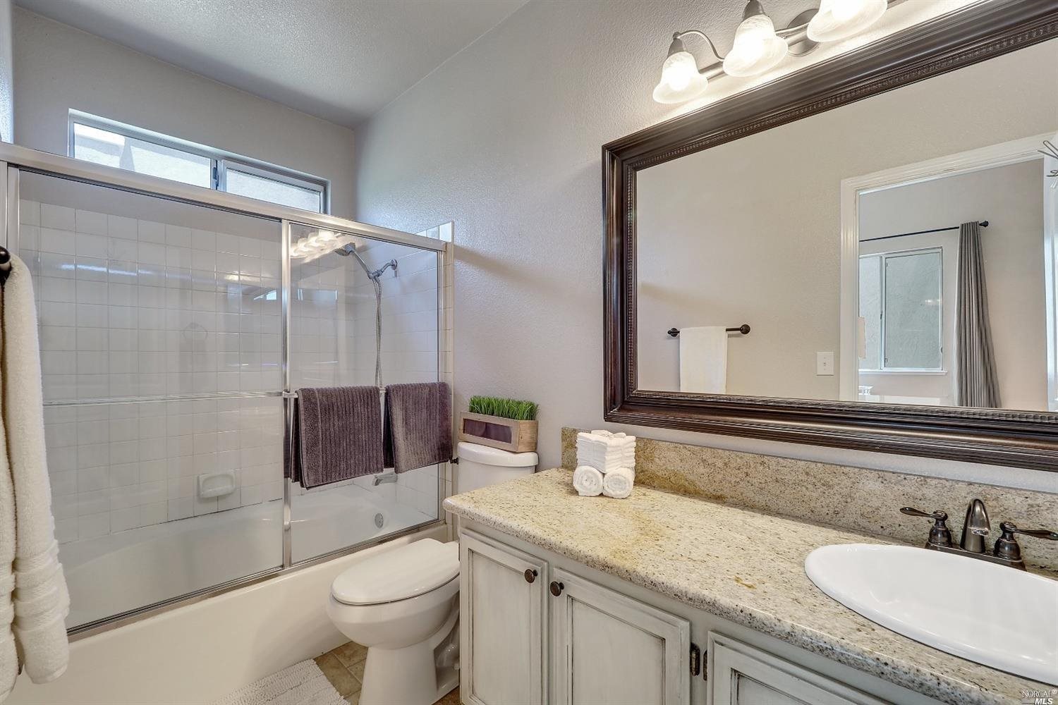 915 Tipperary Drive Vacaville CA 95688