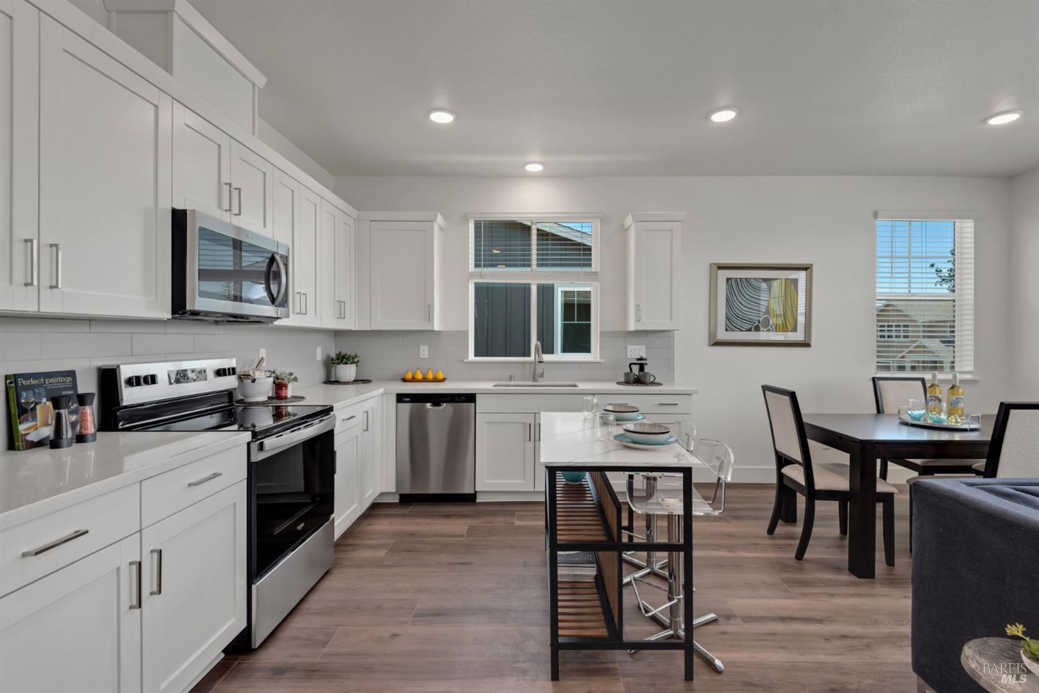 1480 Wrigley Avenue Santa Rosa CA 95407