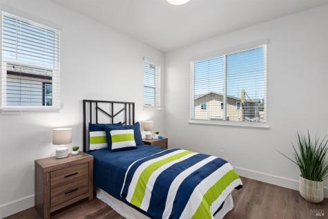 1480 Wrigley Avenue Santa Rosa CA 95407