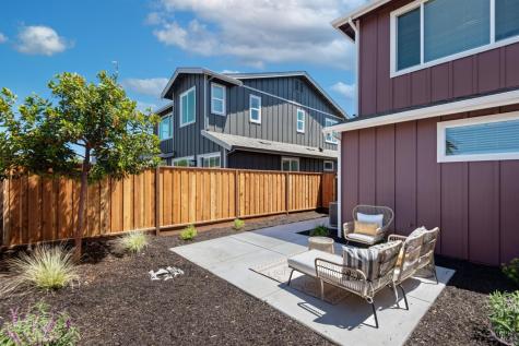 1480 Wrigley Avenue Santa Rosa CA 95407