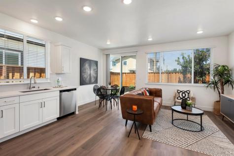 1480 Wrigley Avenue Santa Rosa CA 95407